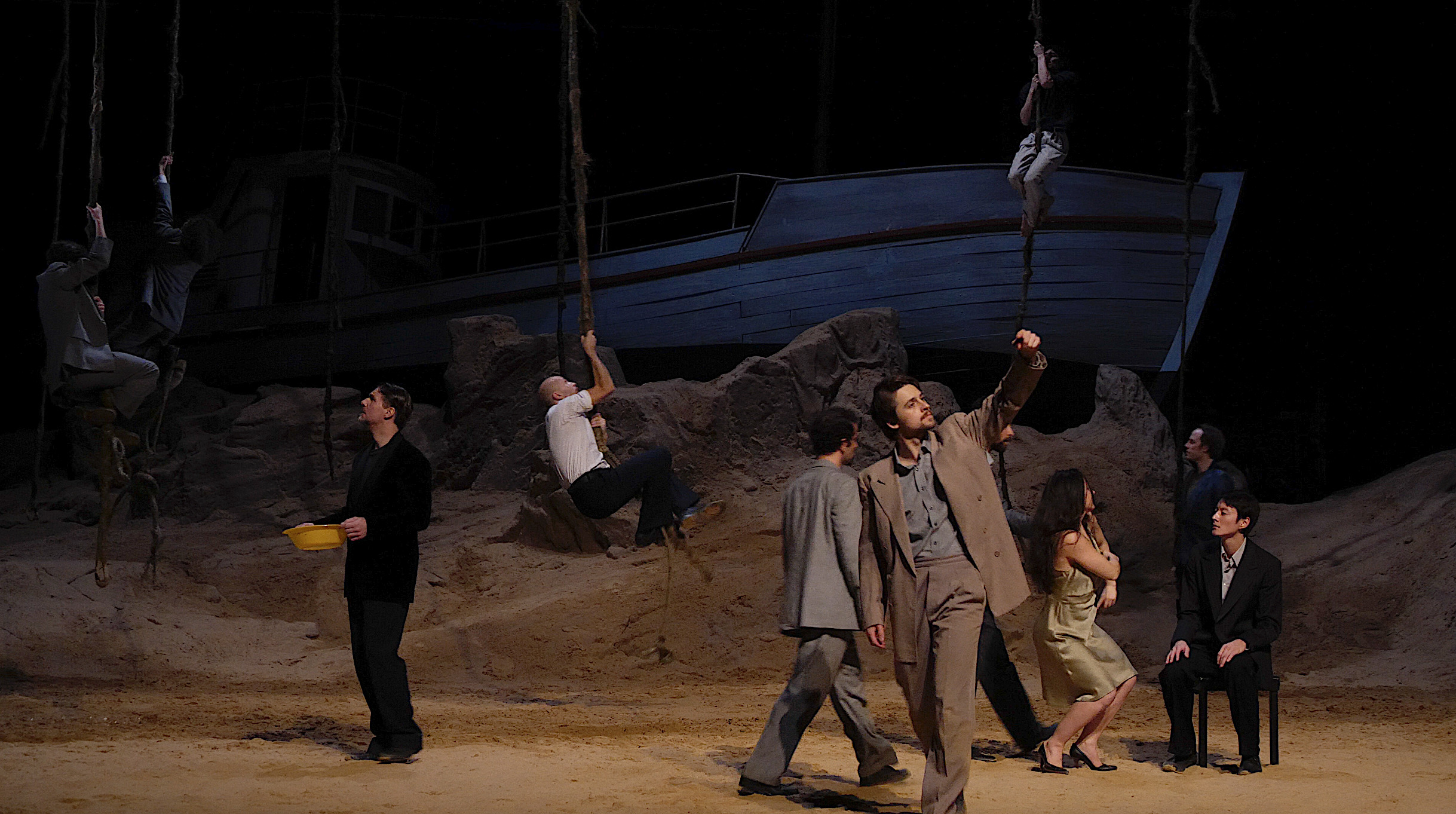Das-Stück-mit-dem-Schiff_Pina-Bausch@TANZweb.org