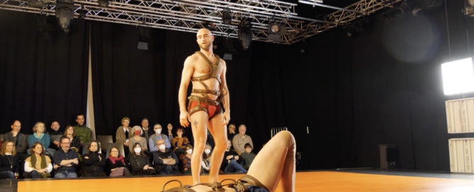 Cie-Un-Loup-pour-lHomme-FR-CUIR@TANZweb.org_Klaus-Dilger