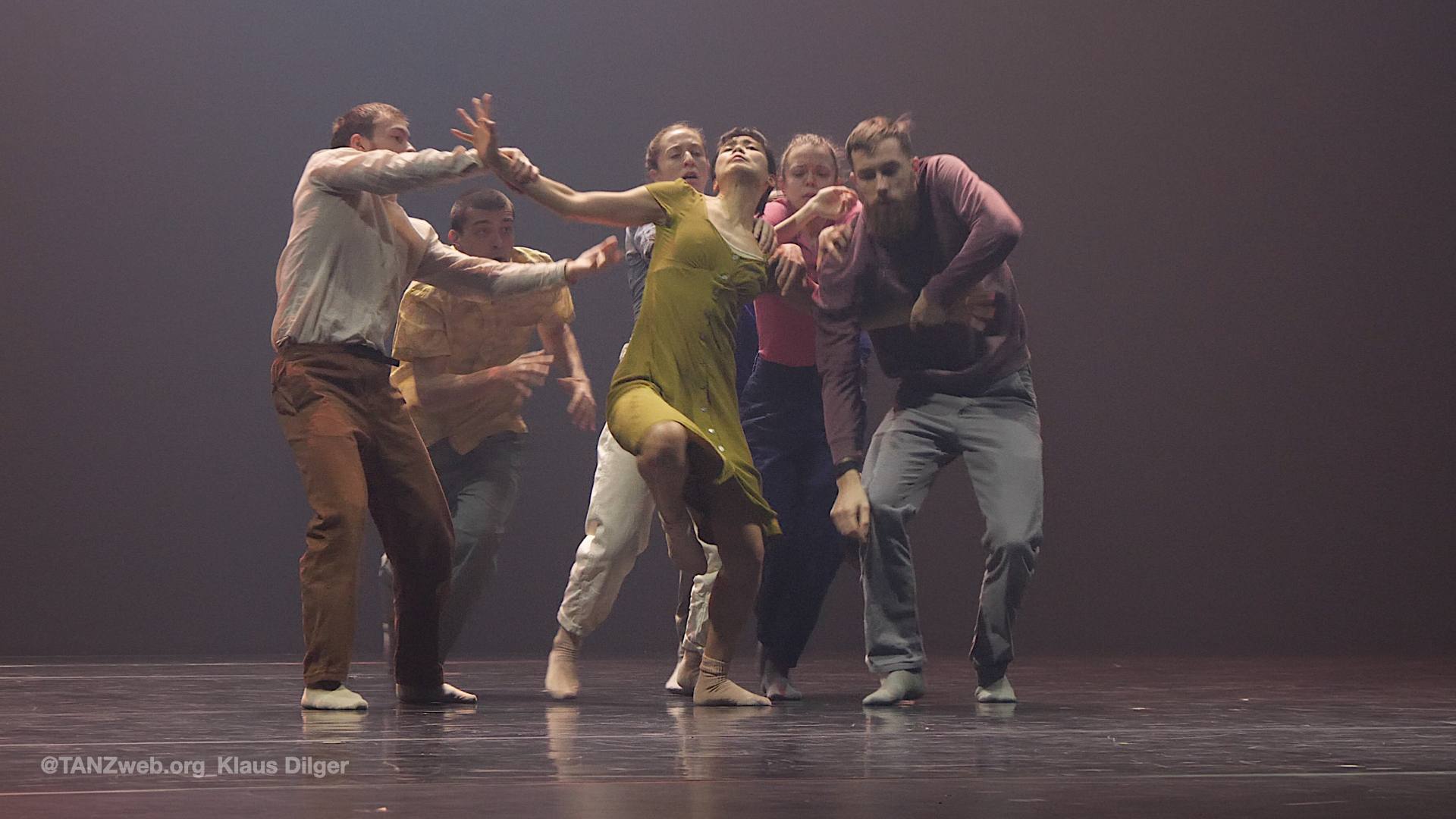 DOUBLE-MURDER-FIX-Hofesh-Shechter-Company@TANZweb.org_Klaus-Dilger