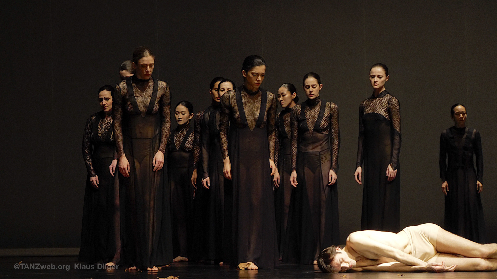 Orpheus-und-Eurydike_Pina-Bausch©TANZweb.org_Klaus-Dilger