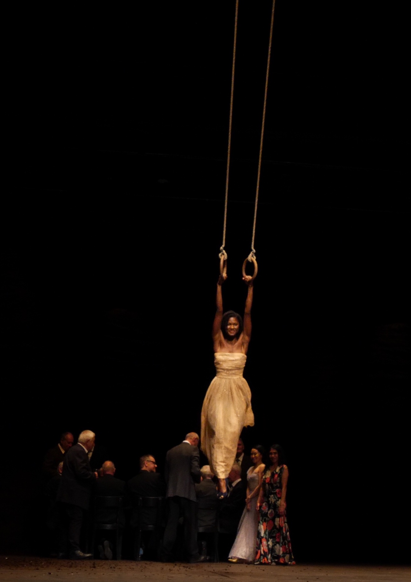 VIKTOR_Pina-Bausch©Klaus-Dilger