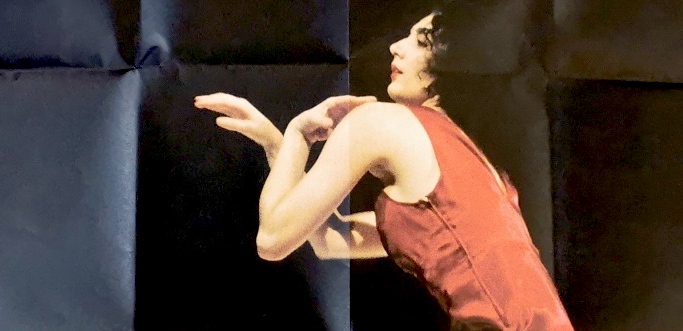 Beilagenposter Cristiana Morganti Moving with Pina